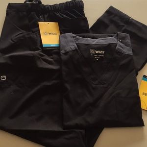MED Men’s WonerwinknScrub Set